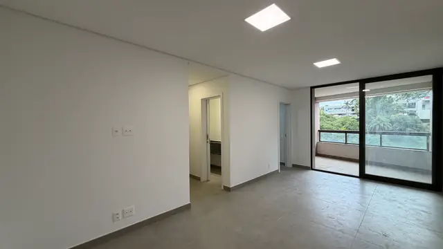 Apartamento de 3 quartos para alugar no Edifício Luar, Vale do Sereno