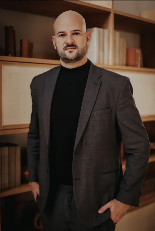 Marco Lima - Imóveis de Luxo Vila da Serra