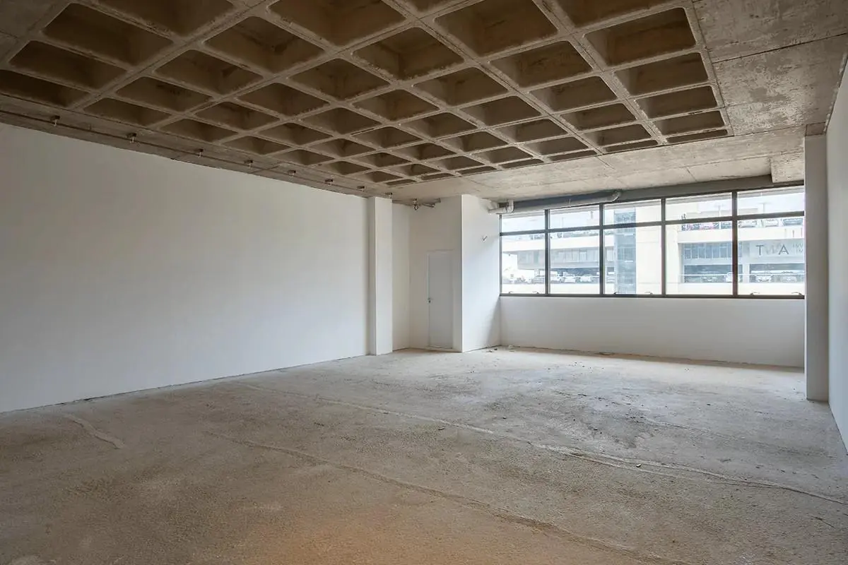 Sala 908 à venda no Edifício Prisma, Vale do Sereno
