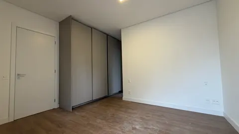 Apartamento de 3 quartos para alugar no Edifício Luar, Vale do Sereno - foto 6