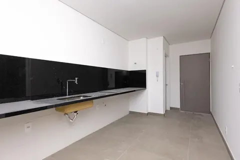Apartamento de 4 quartos à venda no Edifício Luar, Vale do Sereno - foto 5