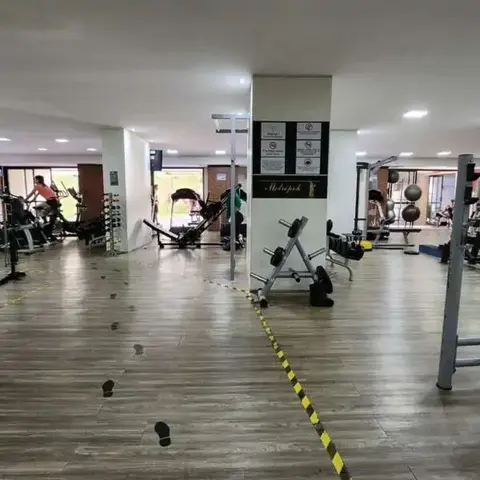 Apartamento de 3 Quartos e 2 vagas à venda no Metrópole - foto 31