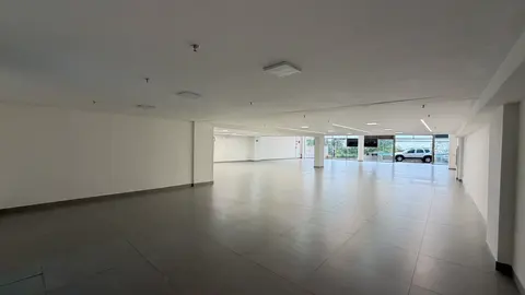Loja para alugar na Alameda Oscar Niemeyer, Vila da Serra - foto 3