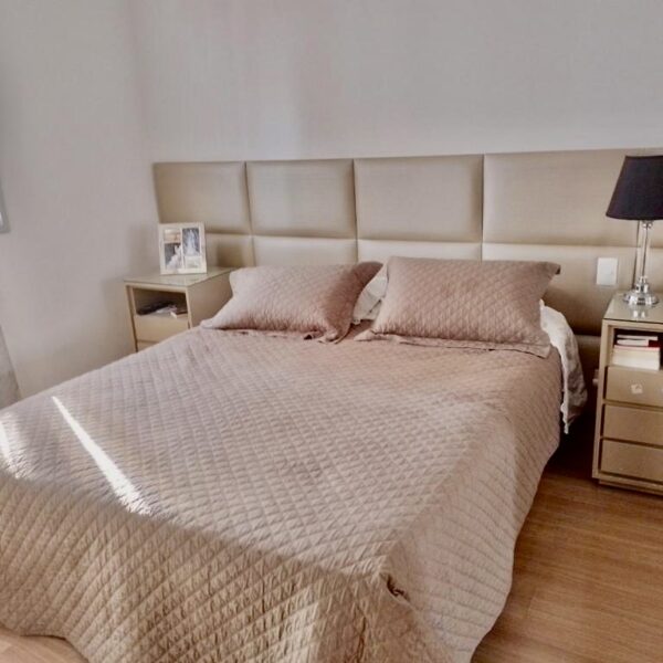 Suíte Apartamento de 3 Quartos, com 2 vagas, à venda por R$1.190.000,00 no Condomínio Metrópole, Vila da Serra