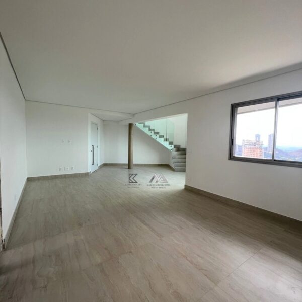 Suite Cobertura de 4 quartos, com 3 vagas, à venda por R$3.400.000,00, no Residencial Dom Henrique, no Vale do Sereno, Nova Lima