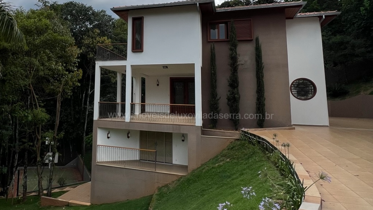 Fachada Casa de 4 Quartos, com 5 vagas à venda por R2.600.000,00, no Condomínio Bosque do Jambreiro, Nova Lima - MG