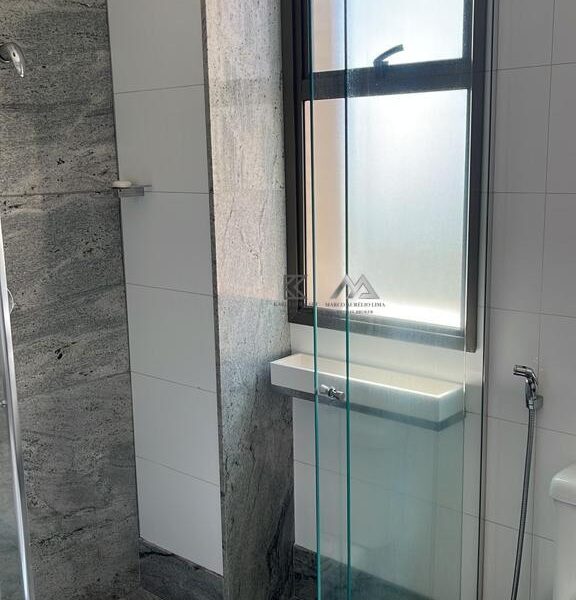 Banheiro social Apartamento de 4 Quartos, com 4 vagas livres, à venda por R$4.000.000,00 no Edifício Residencial Pucon Vila da Serra, Nova Lima - MG