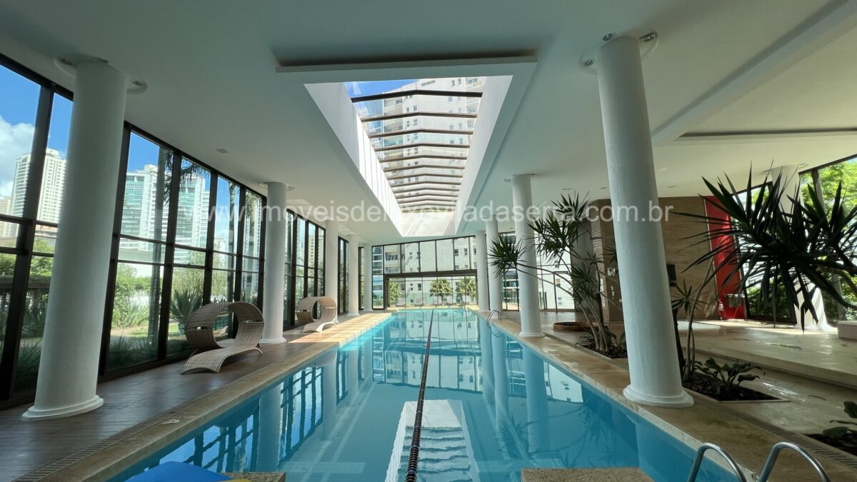 Piscina aquecida e coberta com raia Apartamento de 4 Quartos, com 3 vagas, para venda por R2.850.000,00, no Condomínio Alameda, Vila da Serra, Nova Lima