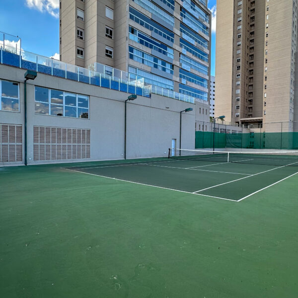 Quadra de tênis Apartamento de 3 Suítes, com 3 vagas, para alugar por R$14.000,00 no Spa Dell Acqua Vila da Serra Nova Lima - MG
