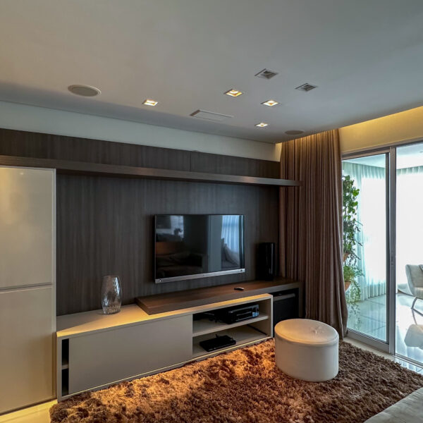 Sala de TV Apartamento de 3 Suítes, com 3 vagas, para alugar por R$14.000,00 no Spa Dell Acqua Vila da Serra Nova Lima - MG