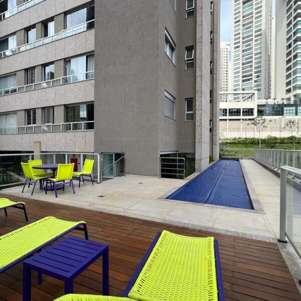 Piscina de raia com deck solarium Beverly Hills Vila da Serra, Alameda do Morro 72 Vila da Serra, Nova Lima - MG