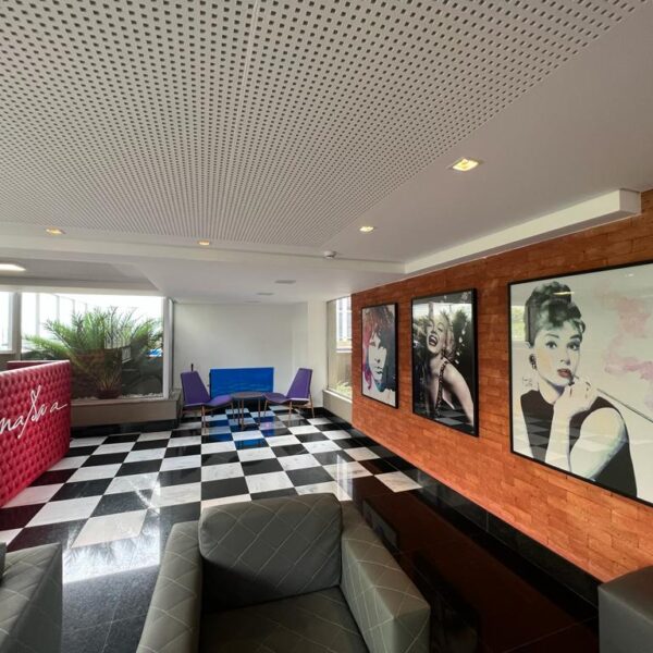 Lounge inspirado na Na Sala Beverly Hills Vila da Serra, Alameda do Morro 72 Vila da Serra, Nova Lima - MG