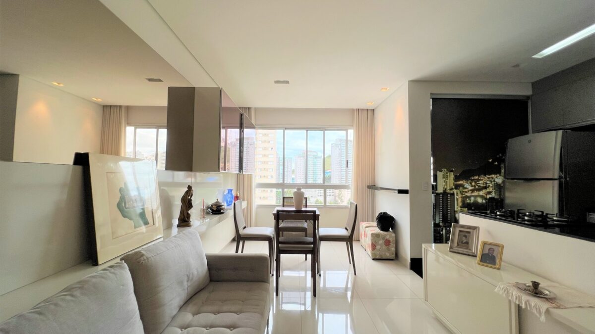 Sala Apartamento de 2 Quartos, com 2 vagas, à venda por R$880.000,00 no Condomínio Wings Vila da Serra, Nova Lima - MG