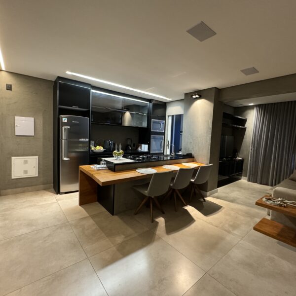 Sala ampla Apartamento de 2 quartos com 77m2 a venda por R$1.099.000,00 no Vila da Serra