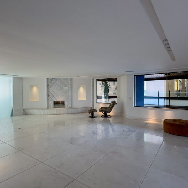 Apartamento à venda por R$5.999.000,00 no Portal da Montanha Vila da Serra (56)