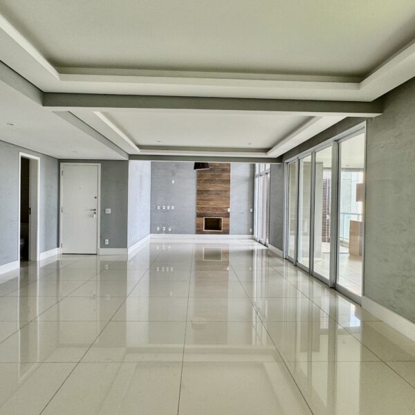 Apartamento de 4 Quartos, 220m², à venda por R$2.860.000,00, no Vila da Serra, no Condomínio Villaggio Monticiello (22)
