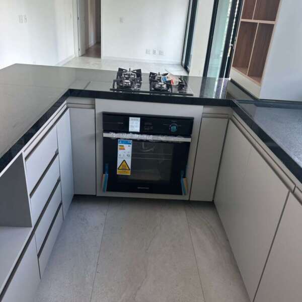 Cozinha em conceito aberto Área Privativa à venda no Edifício Gazzinelli Residence, Vale do Sereno, Nova Lima