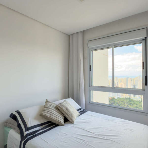 Quarto Cobertura à venda no Vila da Serra Edifício Noveau