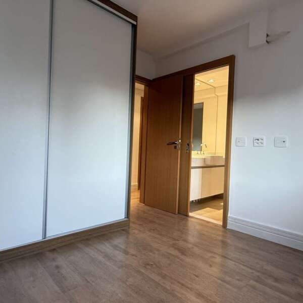 Semi suíte Apartamento de 04 Quartos à venda no Kadosh Vale do Sereno