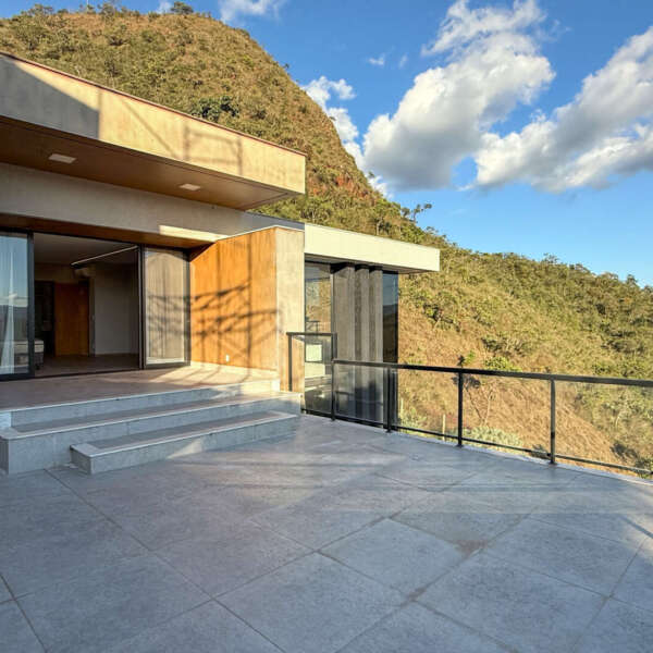 Terraço Casa à venda no Condomínio Mirante da Mata Nova Lima