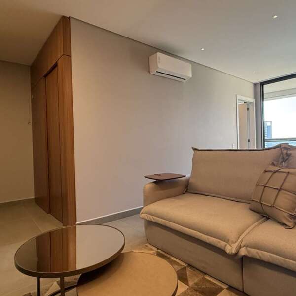 Sala com ar condicionado Apartamento de 3 Quartos Mobiliado para Alugar no Luar Vale do Sereno