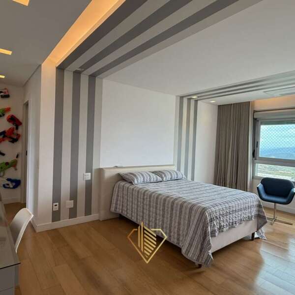 Suíte menino Apartamento de 510m² à venda no Green Garden Vila da Serra