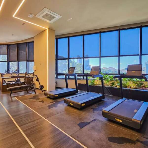 Academia Apartamento Duplex 4 suítes para alugar no Edifício Miró Vale do Sereno