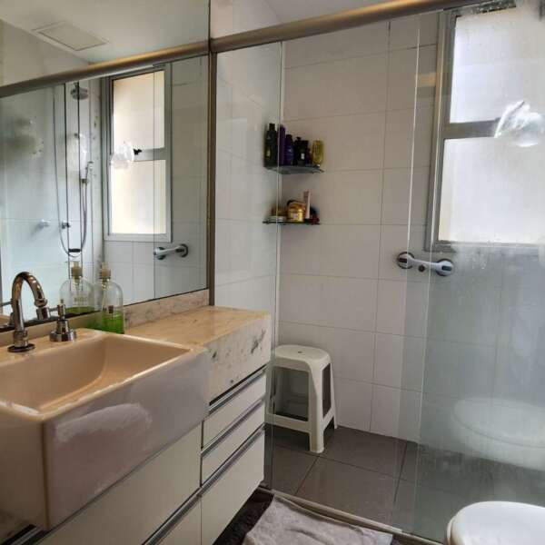 Banheiro suíte Apartamento 2 Quartos com