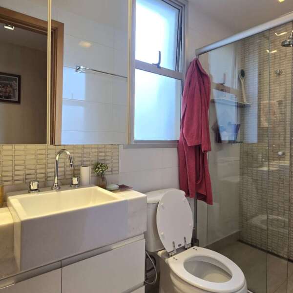 Banheiro suíte Apartamento de 3 Quartos e