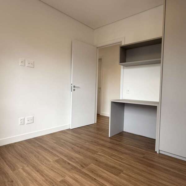 Quarto com armário e mesa de escritório Sala Apartamento aluguel Vale do Sereno Nova Lima 3 Quartos Luar Residencial