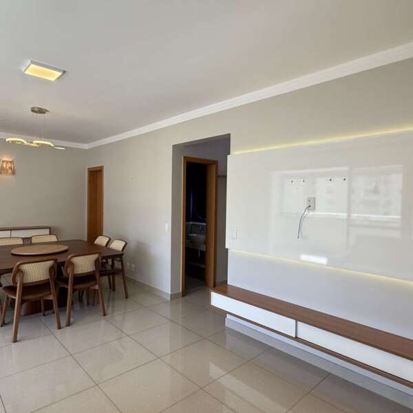 Sala espaçosa Apartamento à Venda no Condomínio Cennario Vila da Serra
