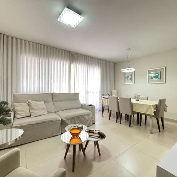 Sala para três ambientes Apartamento de 3 Quartos à venda no Metrópol