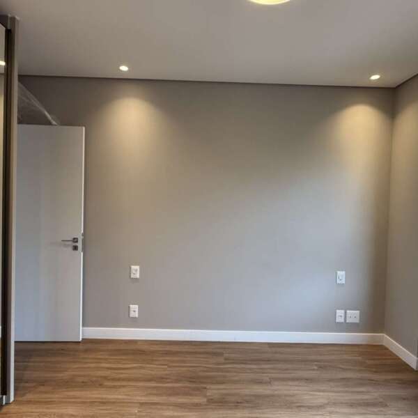 Suíte Apartamento de 3 Suítes para alugar no Luar Vale do Sereno