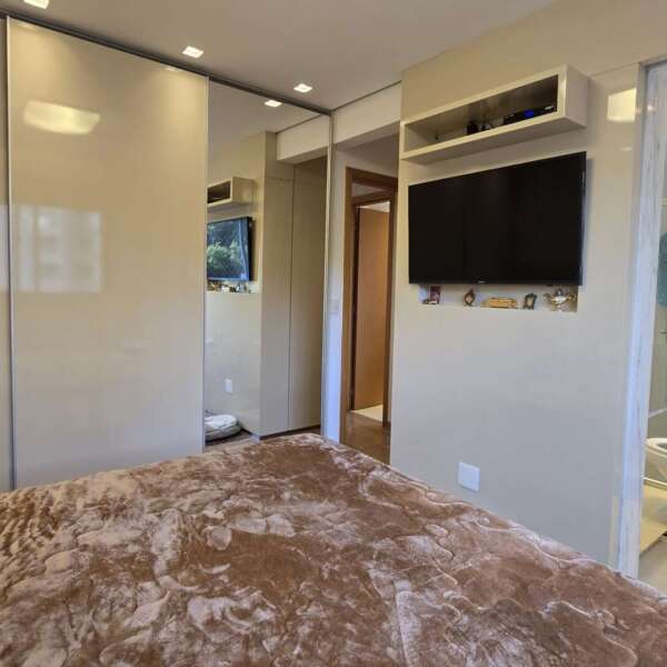 Suíte principal Apartamento de 3 Quartos e