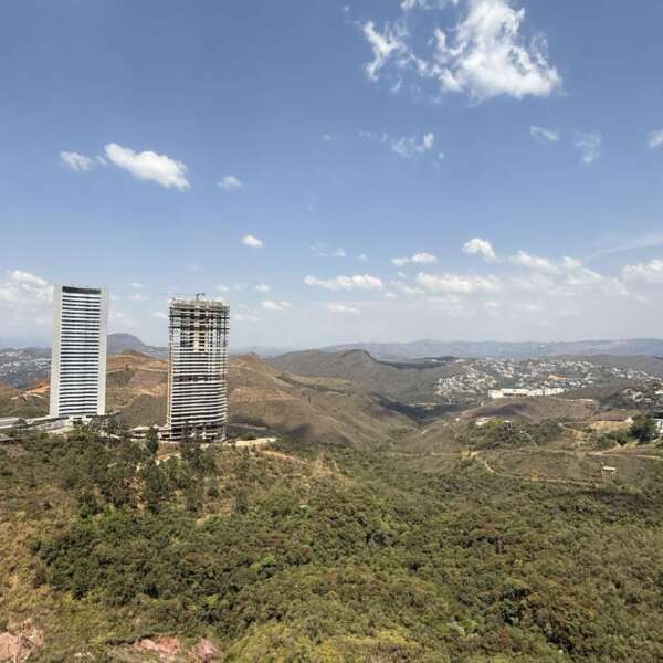Vista Apartamento de 3 suítes para alugar no Prime House Vila da Serra