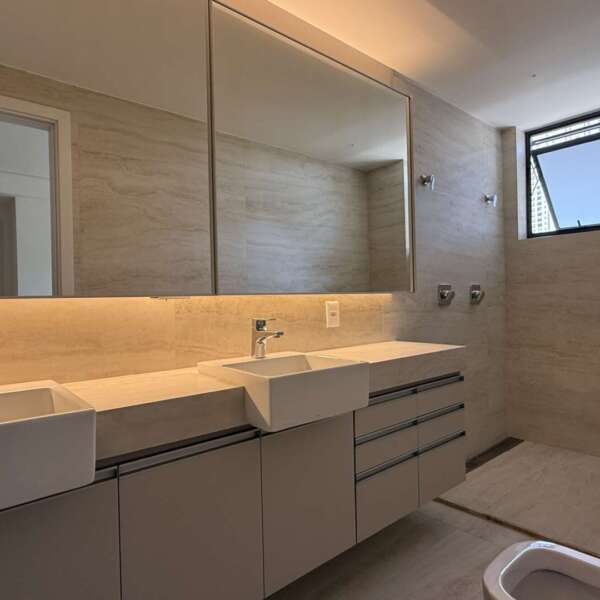 Banheiro suíte master Apartamento à venda no Duo Vila da Serra