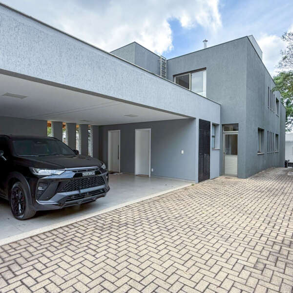 Garagem Casa à venda no condomínio Quintas do Sol, Nova Lima