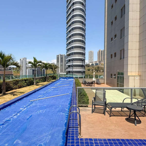 Piscina com Apartamento à venda no Alsace Vila da Serra
