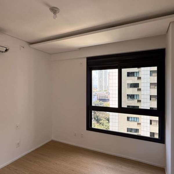 Quarto Apartamento à venda no Duo Vila da Serra