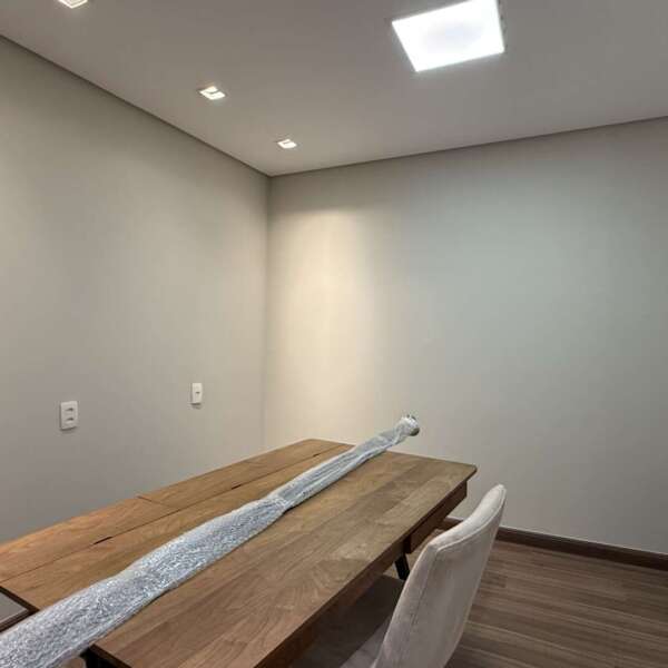 Quarto Loft à venda no Vila da Serra Edifício Mont Blanc