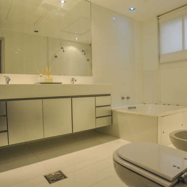 BANHEIRO SUITE Apartamento de 4 quartos, à venda, no Green Tower Tennis Residence, Vila da Serra