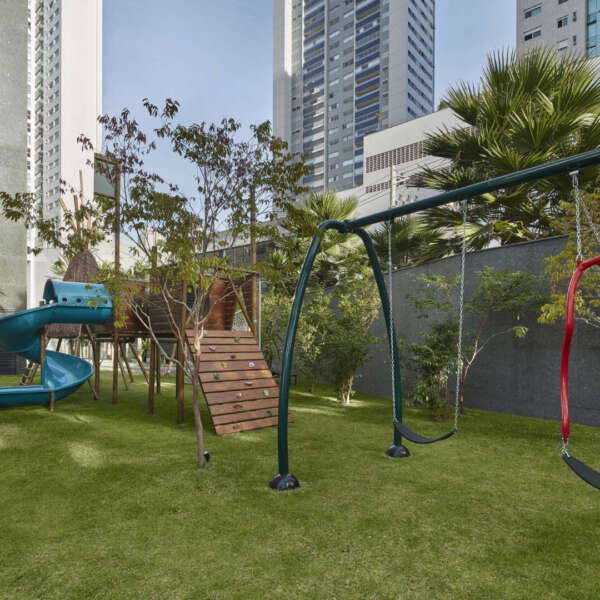 PLAYGROUND Apartamento de 4 quartos, à venda, no Green Tower Tennis Residence, Vila da Serra
