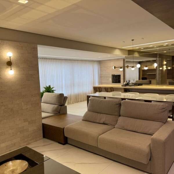 Sala Apartamento mobiliado de 3 suítes para alugar no Vila da Serra Prime House