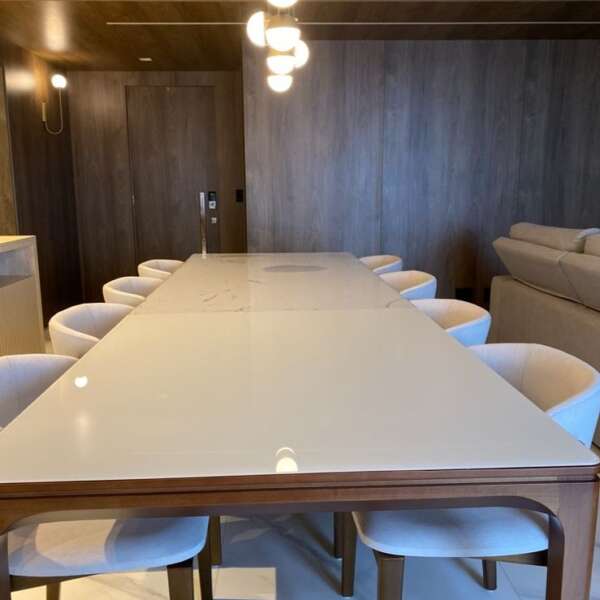 Sala de jantar Apartamento mobiliado de 3 suítes para alugar no Vila da Serra Prime House