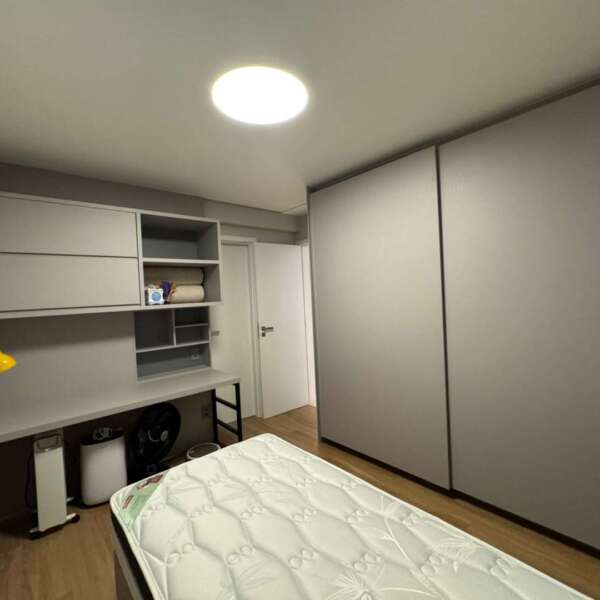 Suíte menino Apartamento mobiliado de 3 suítes para alugar no Vila da Serra Prime House